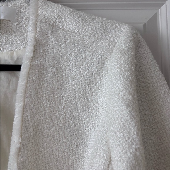 Elegant White Women's Blazer - Picture 3 of 3